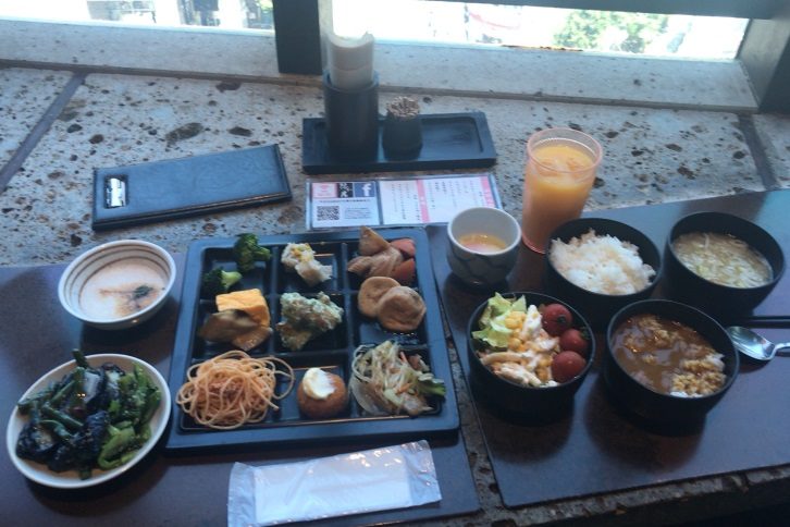 和食 18 6 3 新宿で野菜食べ放題ランチの 隠れ房 はおすすめ